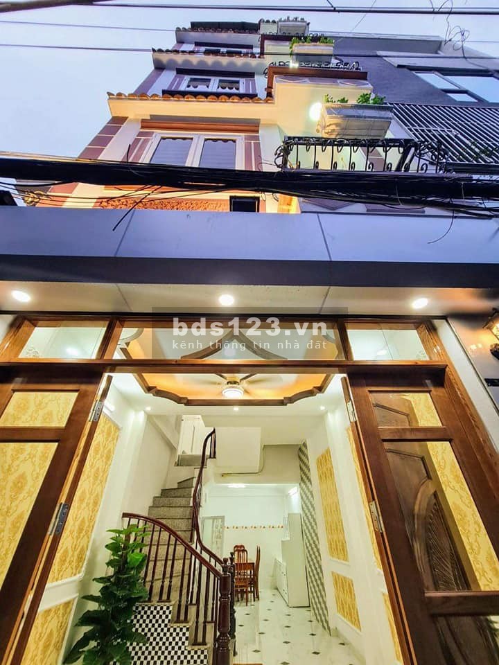 Nhỉnh 3 tỷ Hoàng Mai, ô tô đỗ cửa kinh doanh, ngõ thông, 2 mặt thoáng, full nội thất