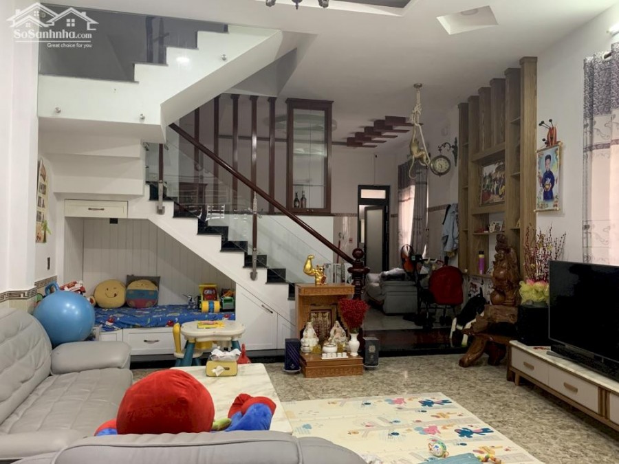 Chính chủ cần bán căn góc nở hậu trục đường lớn, phường 14, Gò Vấp