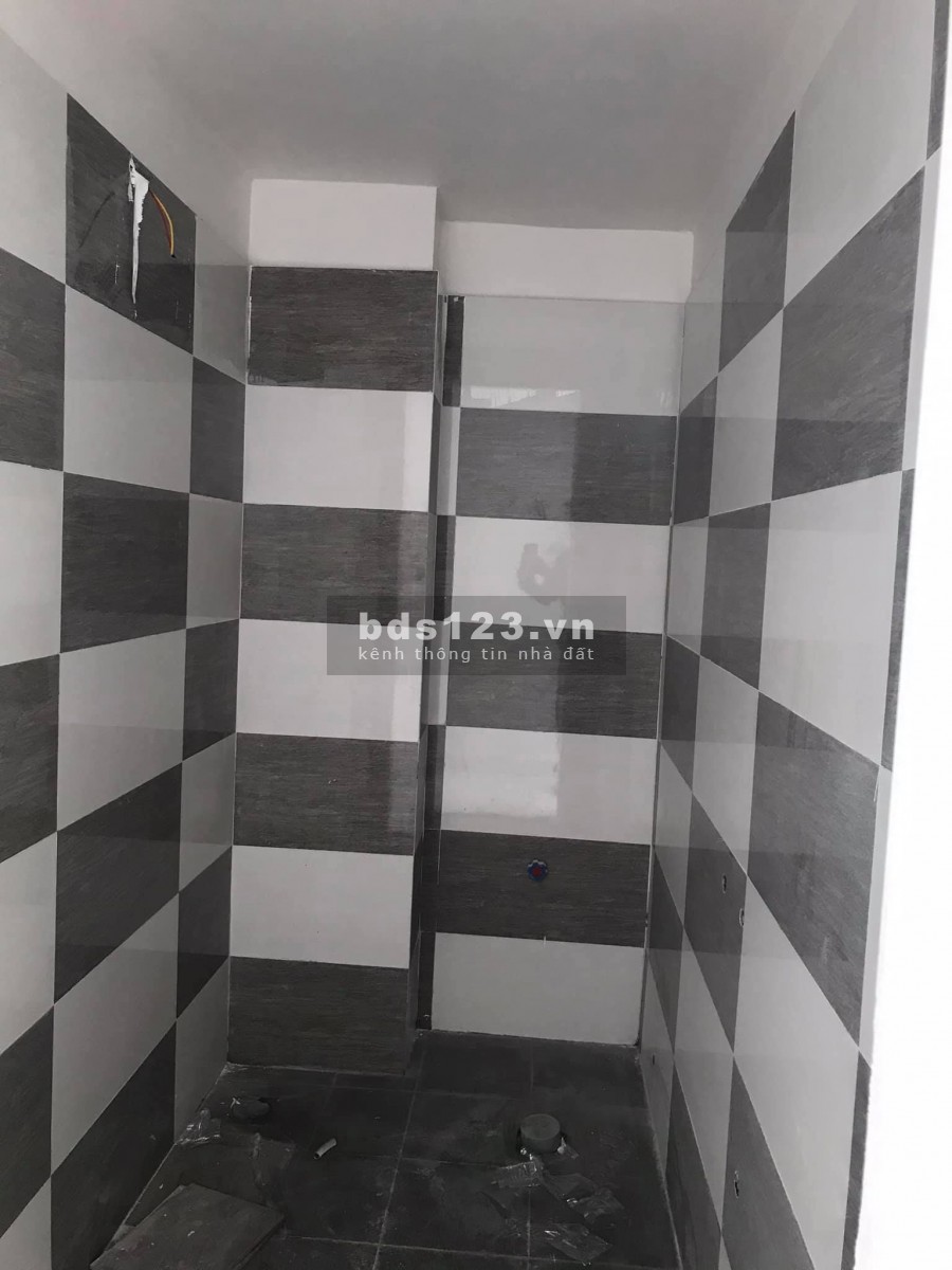 Bán nhà ngõ phố An Ninh, dt 42.8m2, mt 3.8m, 3 tầng, 3 ngủ, 2 vs, nhà đẹp, giá 1.75 tỷ