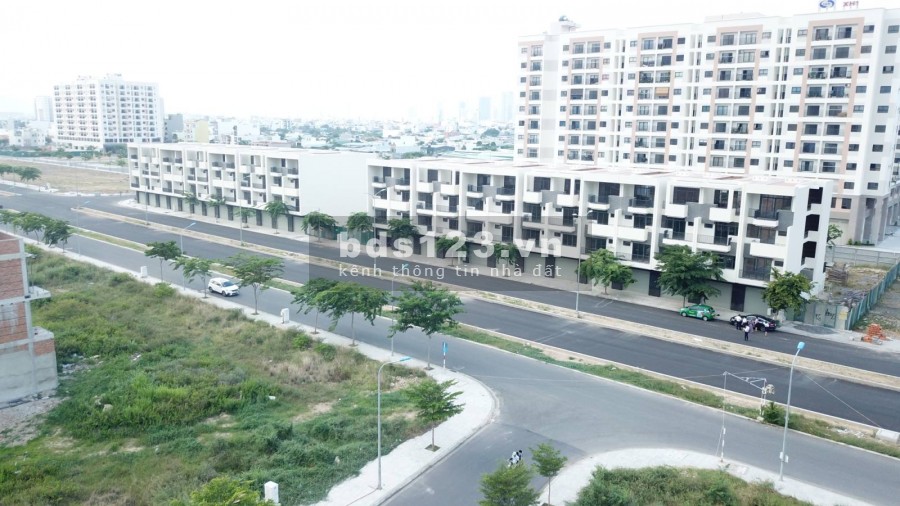 Bán nhanh nhà phố thương mại VCN Phước Long 2, giá chỉ 5.5 tỷ, sổ sẵn