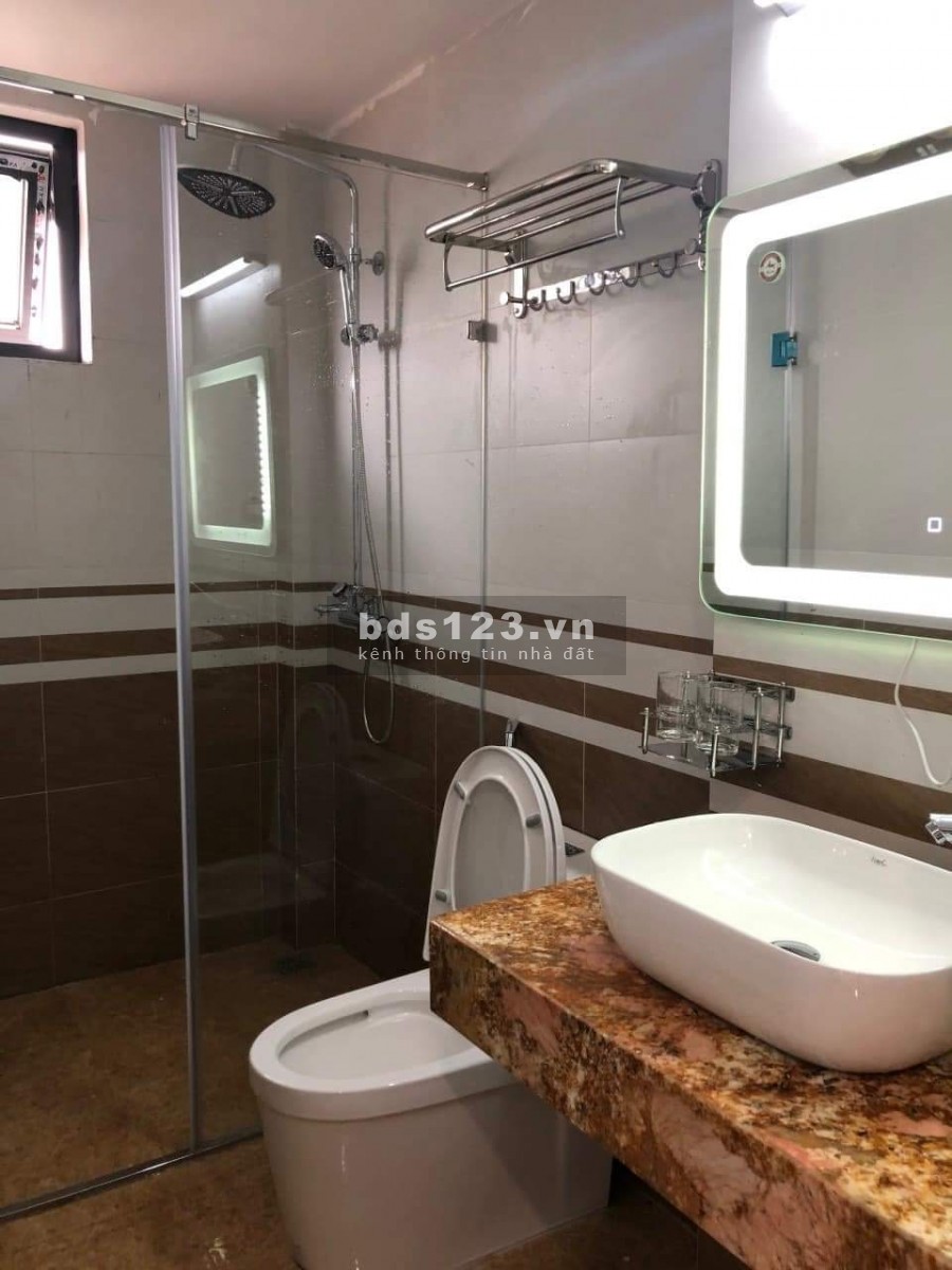 Bán tòa nhà căn hộ phố Võng Thị - Tây Hồ, 8 tầng thang máy, ô tô 80m2 giá 20 tỷ