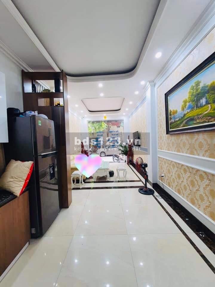 Bán nhanh nhà 4 tầng, diện tích sử dụng 56m2 đường Chiến Thắng, khu dân cư đông