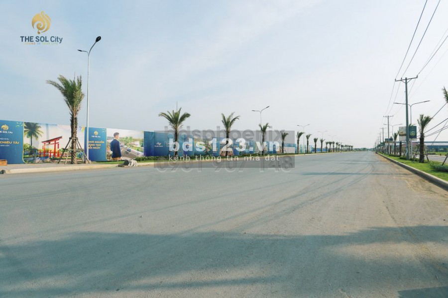 Chính chủ sang nhượng nhà phố 75m2 giá cực rẻ tại Cần Giuộc, sổ hồng riêng