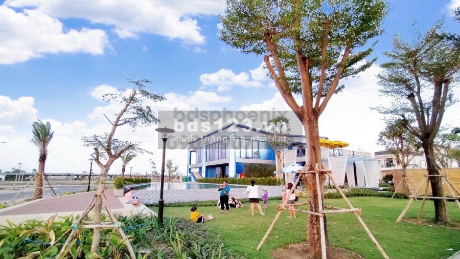 Chính chủ sang nhượng nhà phố 75m2 giá cực rẻ tại Cần Giuộc, sổ hồng riêng