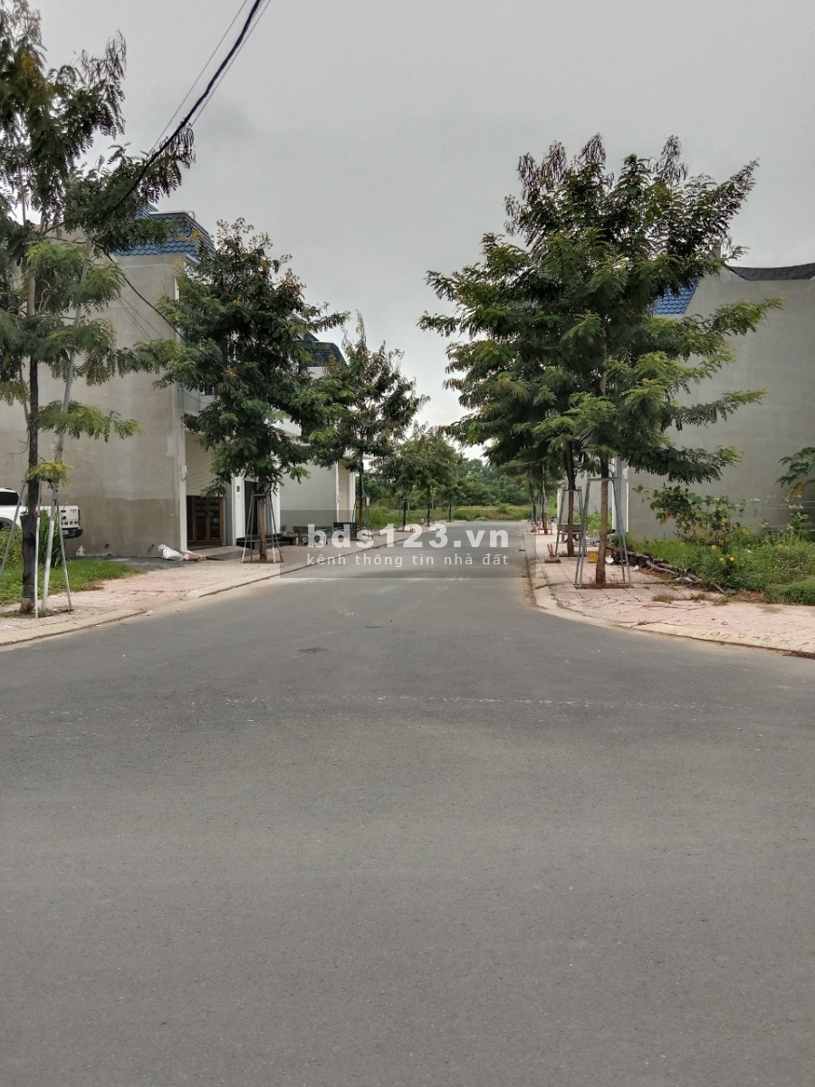 Đất mặt tiền Nguyễn Thị Tồn phường Bửu Hoà, giá 1.7tỷ/100m2 sổ riêng thổ cư, LH 0972.094.730