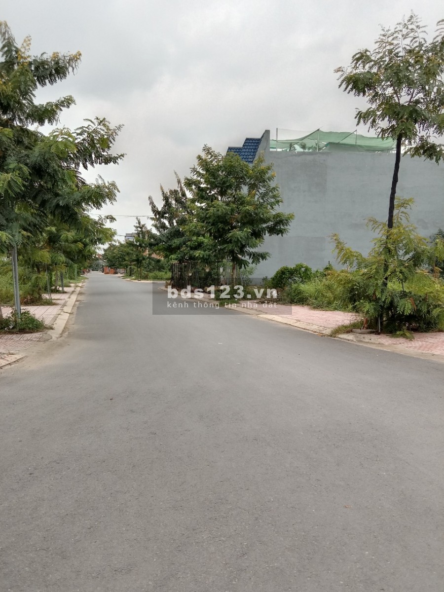 Đất mặt tiền Nguyễn Thị Tồn phường Bửu Hoà, giá 1.7tỷ/100m2 sổ riêng thổ cư, LH 0972.094.730