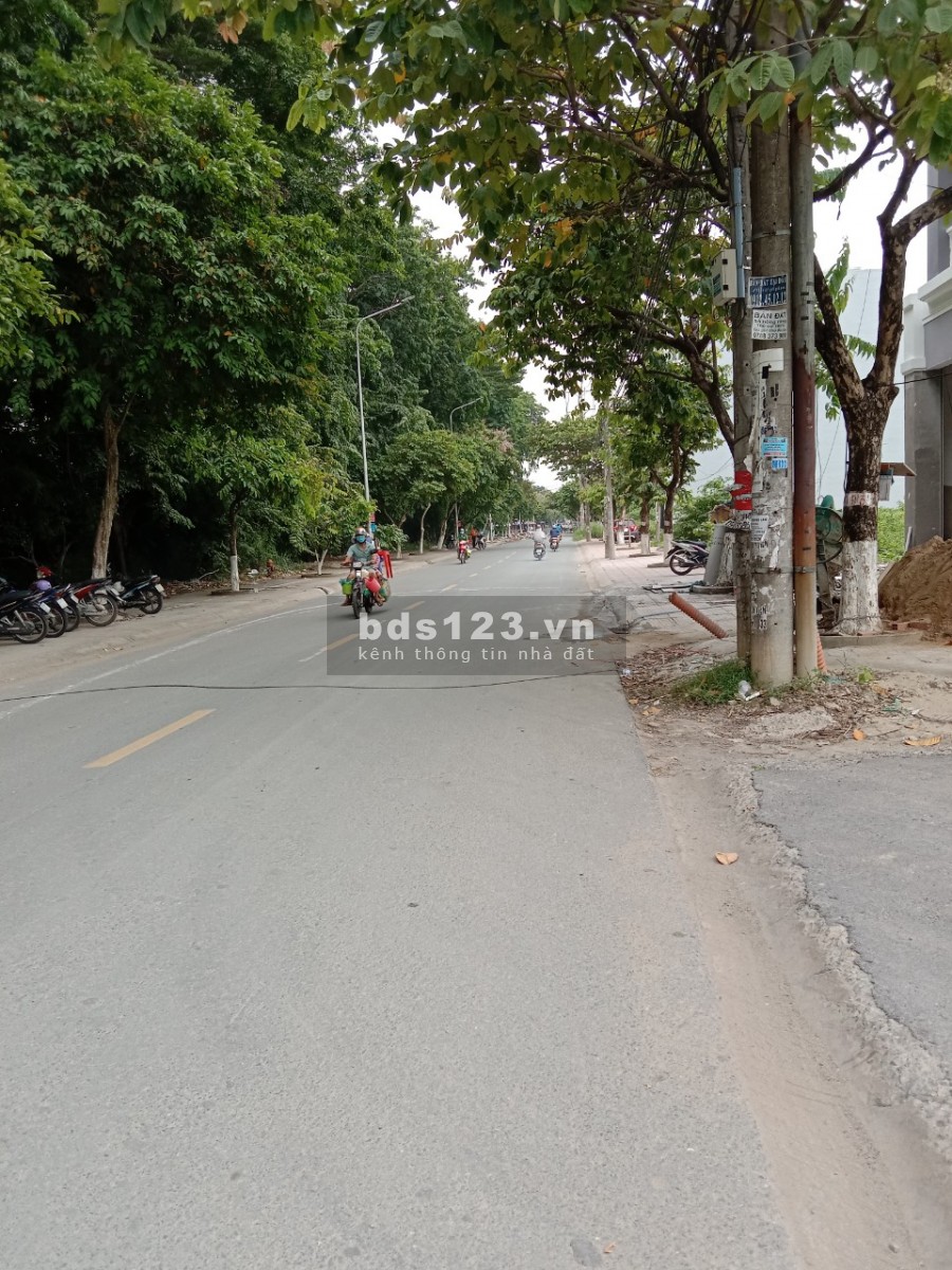 Đất mặt tiền Nguyễn Thị Tồn phường Bửu Hoà, giá 1.7tỷ/100m2 sổ riêng thổ cư, LH 0972.094.730