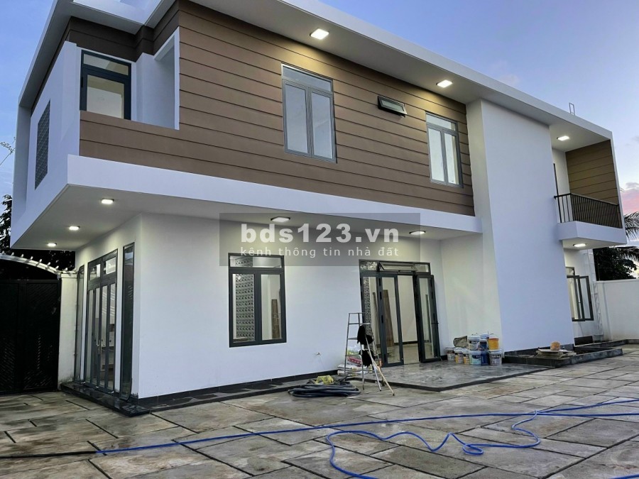 Bán biệt thự đẹp Y Moal thành phố buôn ma Thuột Đăk Lăk, liên hệ 0972782808