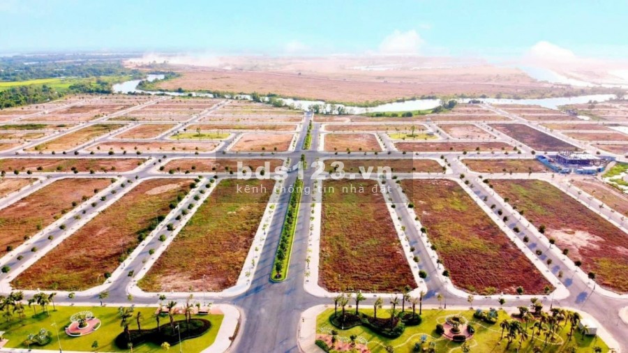 Bán đất nền sân golf Dự án Biên Hòa New City, đã có sổ riêng từng nền