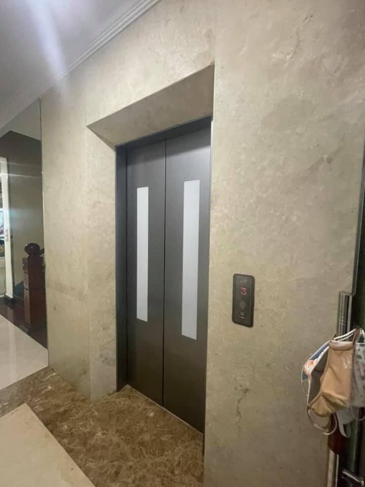 Bán nhà Nguyễn Thị Định, 7 tầng 110 m2, thang máy, kinh doanh,…