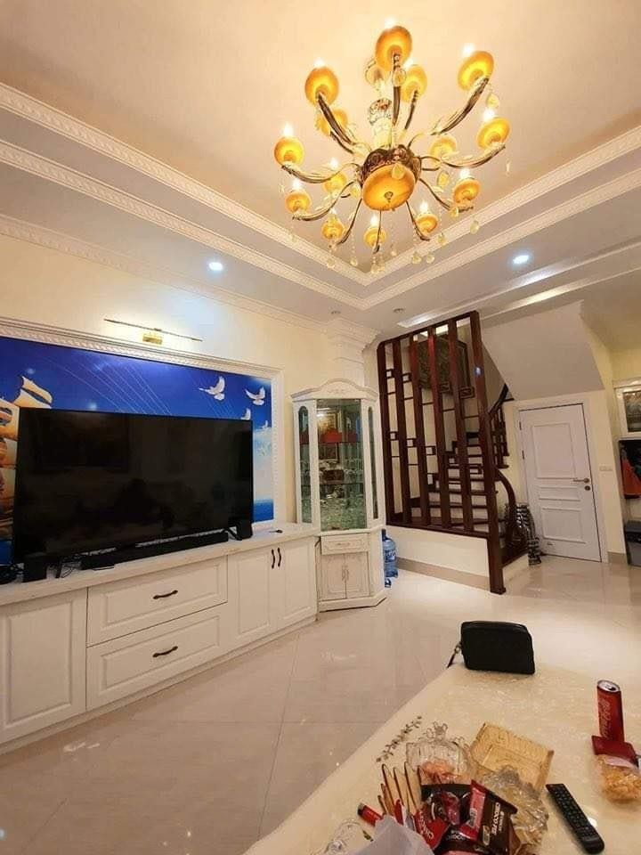 Ngọc Thuỵ đẹp lung linh phân lô gần phố, ô tô tải đổ cửa, dt 70m2, 4 tầng, giá 6 tỷ, lh 0963521933