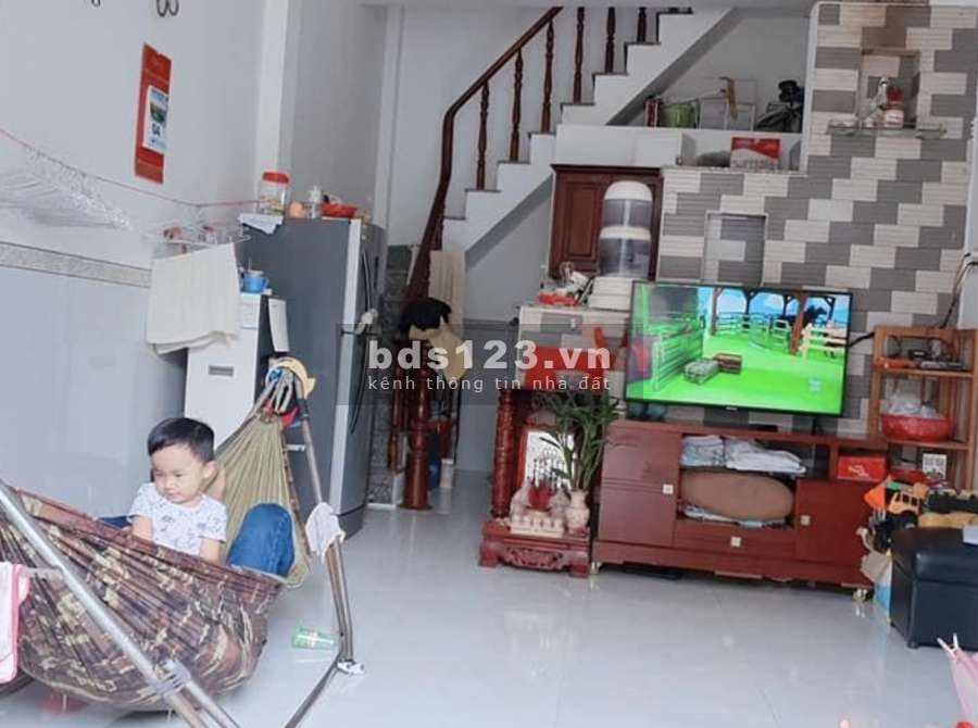 Bán gấp nhà Quận 8 chủ nhà ngộp Covid giá bán 2.85 tỷ, sổ bao đẹp, vuông vức