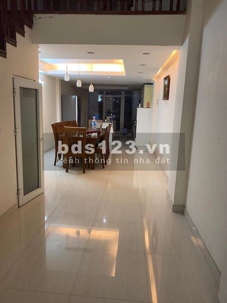 Bán nhà Vương Thừa Vũ diện tích sử dụng 65m2, 5 tầng đúc, giá bán 8 tỷ SĐCC