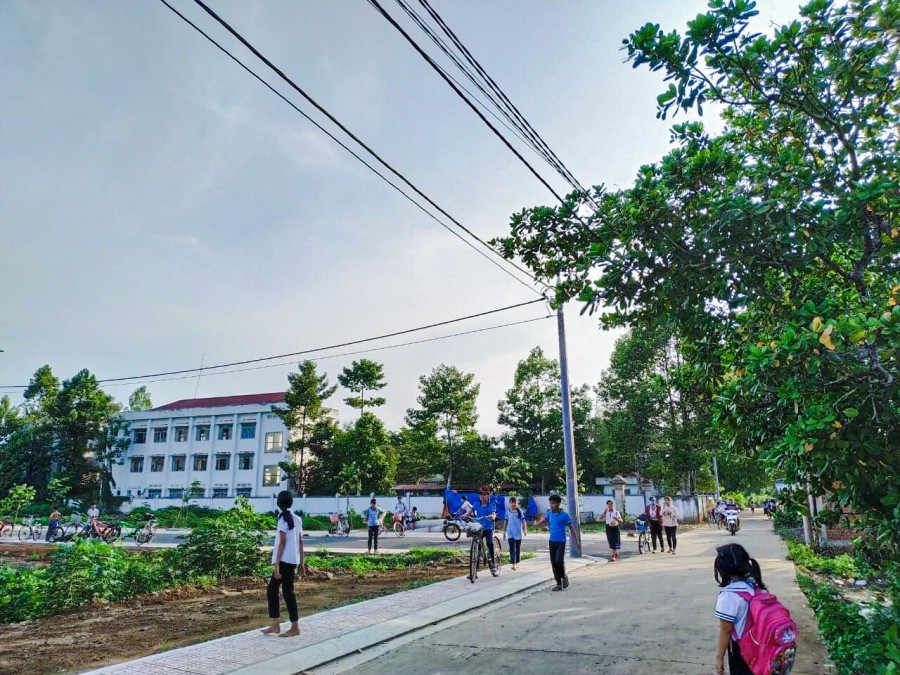 Vỡ nợ bán gấp lô đất thổ cư 174m2, sổ riêng, gần UBND xã lộ 25, đường trước nhà 6m
