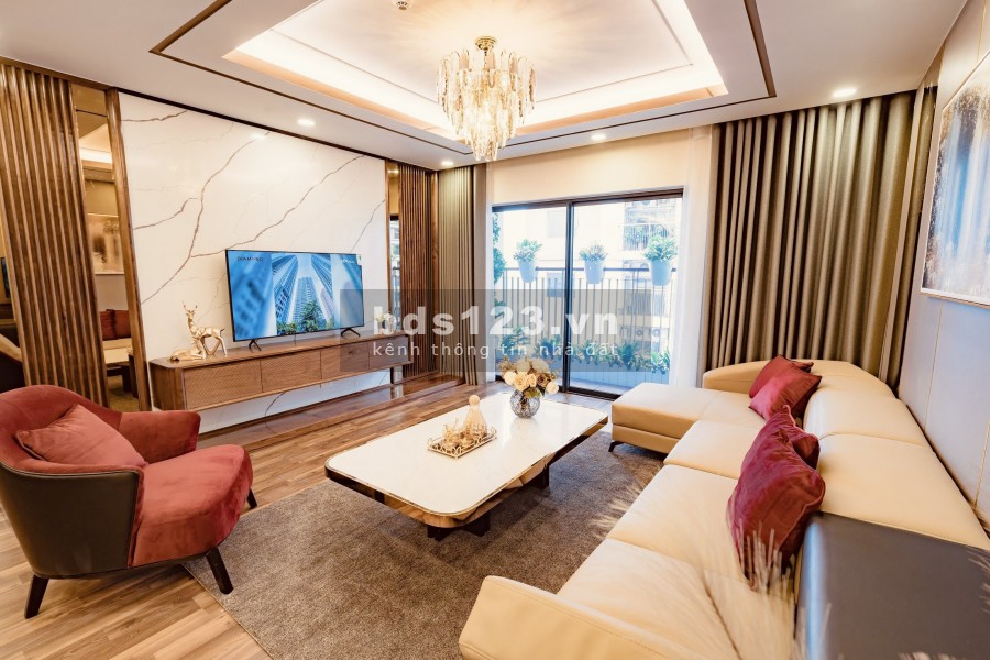 Tổng hợp các suất ngoại giao căn hộ 3 pn, dt 135m2, toà Diamond rẻ nhất thị trường giá 3.8 tỷ