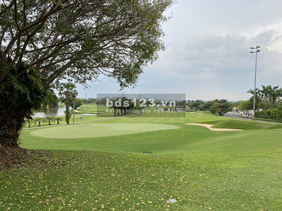 Nền biệt thự đơn lập view sân golf ven sông. Sổ đỏ, hạ tầng hoàn chỉnh
