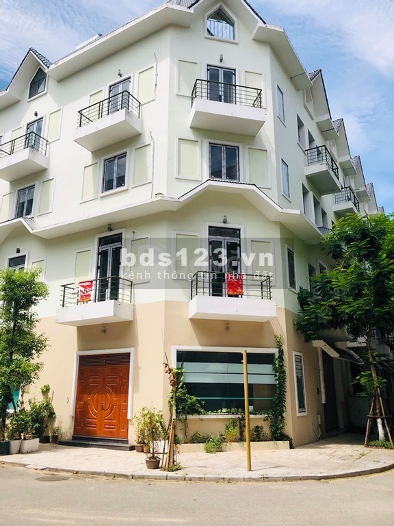 Bán biệt thự khu D Nam Cường, Hà Đông, lô góc 3 mặt tiền diện tích 100m2 Xây Full đất