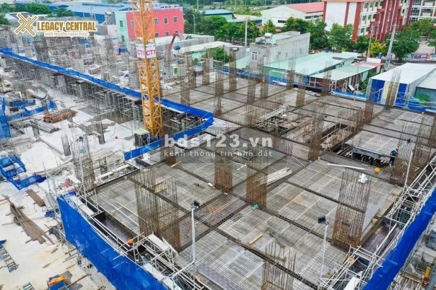 Bán nhà xinh- rinh quà khủng về nhà cùng Legacy Central, sổ đỏ chính chủ