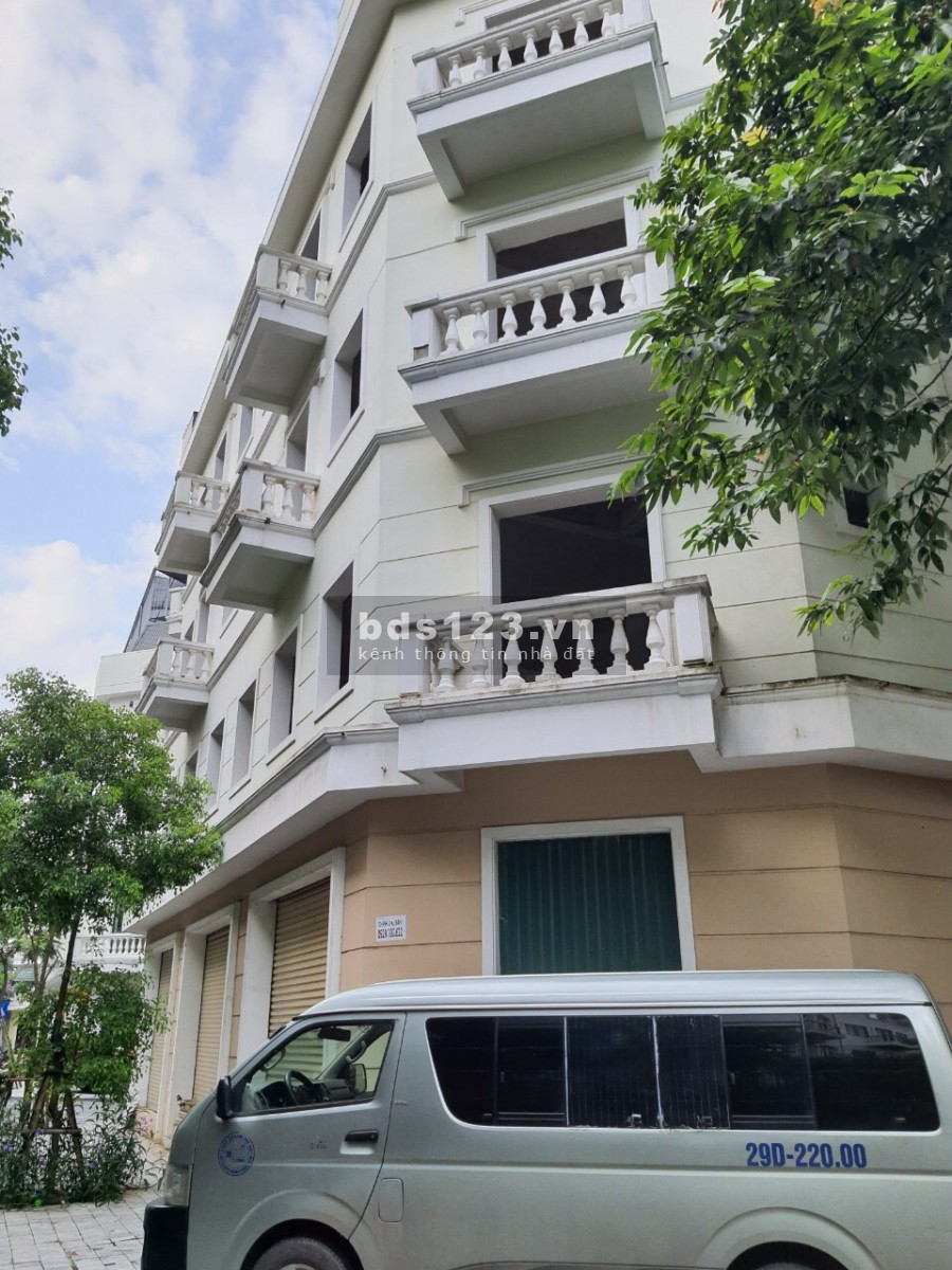 Bán biệt thự khu D Nam Cường, Hà Đông, lô góc 3 mặt tiền diện tích 100m2 Xây Full đất