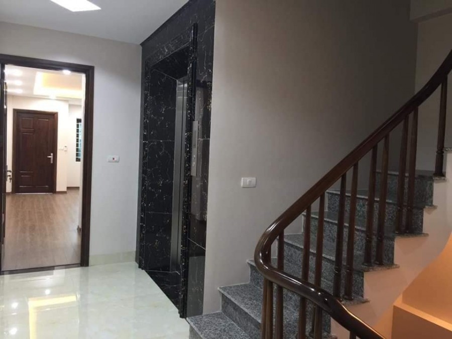 Vị trí đẹp oto kinh doanh Nguyễn Lương Bằng Đống Đa 75m 8 tầng thang máy giá 19 tỷ