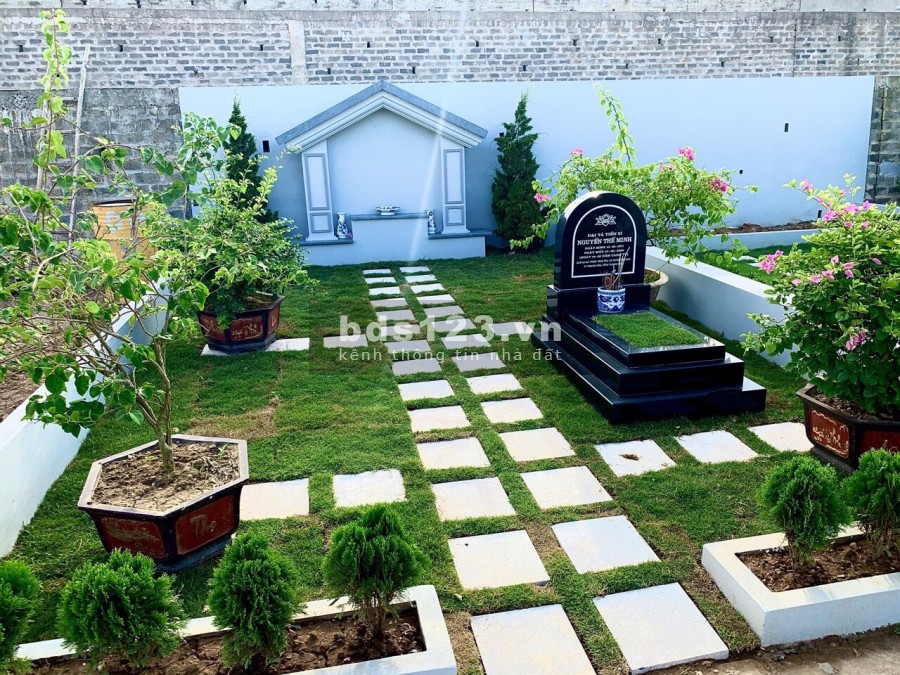 Bán khuôn viên diện tích sử dụng 24m2 đồi Thổ Lạc Hồng Viên, lh 0962323122