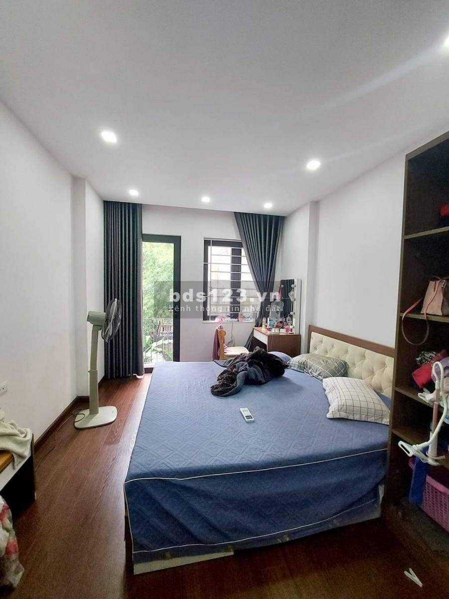 Chính chủ bán nhà 6 Tầng, thang máy, phân lô, gara, KD, phố Ngọc Lâm, Long Biên > 8 tỷ,0975299567.
