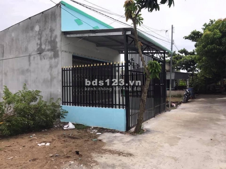 Chính chủ bán gấp nhà mới nguyên tem đường đan oto ra chợ Đức Hoà, Long An