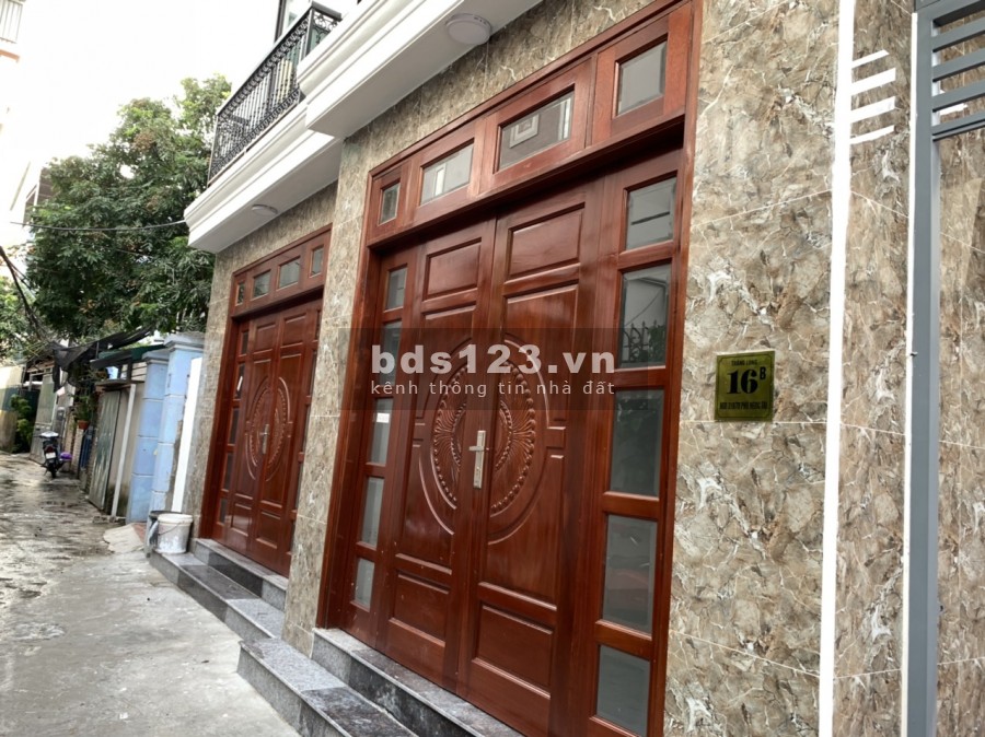 Bán nhà Chính chủ Bồ Đề Long Biên, đúc 5 tầng, thiết kế nội thất hiện đại, giá 3.68 tỷ