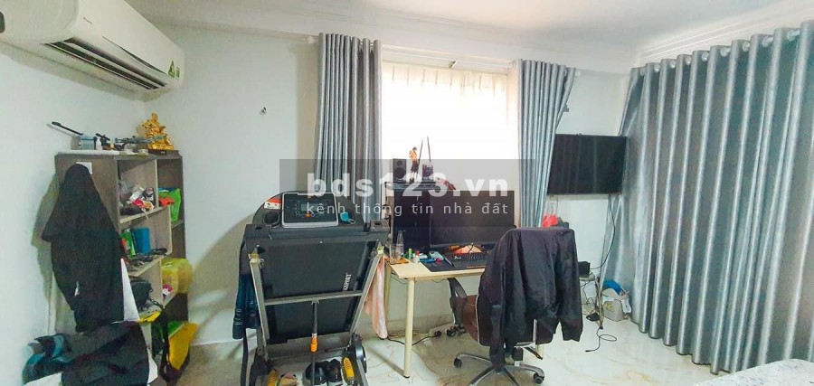 Bán nhà nguyên căn Quận 3 Lý Chính Thắng, 2 mặt tiền 4 chỗ đậu cửa, lh 0907234201