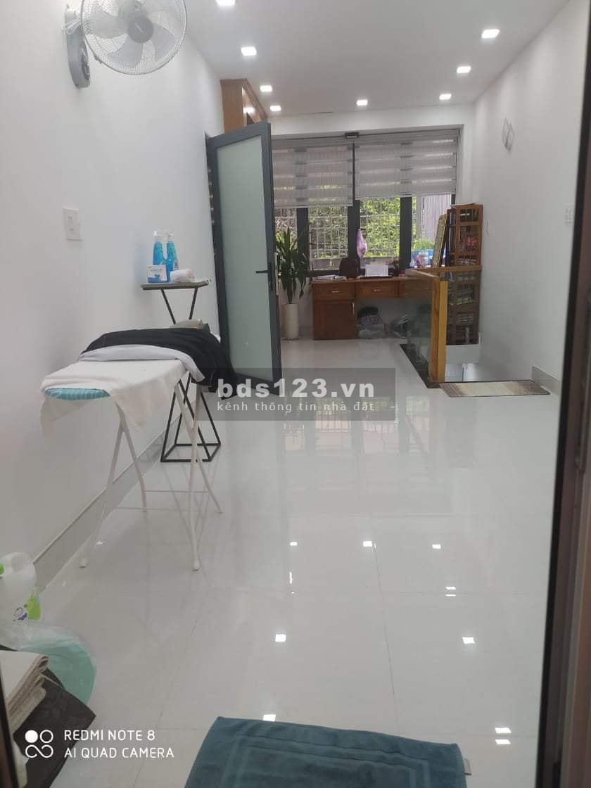 Nhà thông số đẹp, vị trí HIẾM công viên trước nhà, Ngay TRUNG TÂM Hiệp Thành