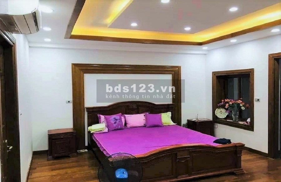 Bán gấp nhà phố Vũ Phạm Hàm, Cầu Giấy. Vỉa hè, ô tô, KD. 75m2 5T 15 tỷ