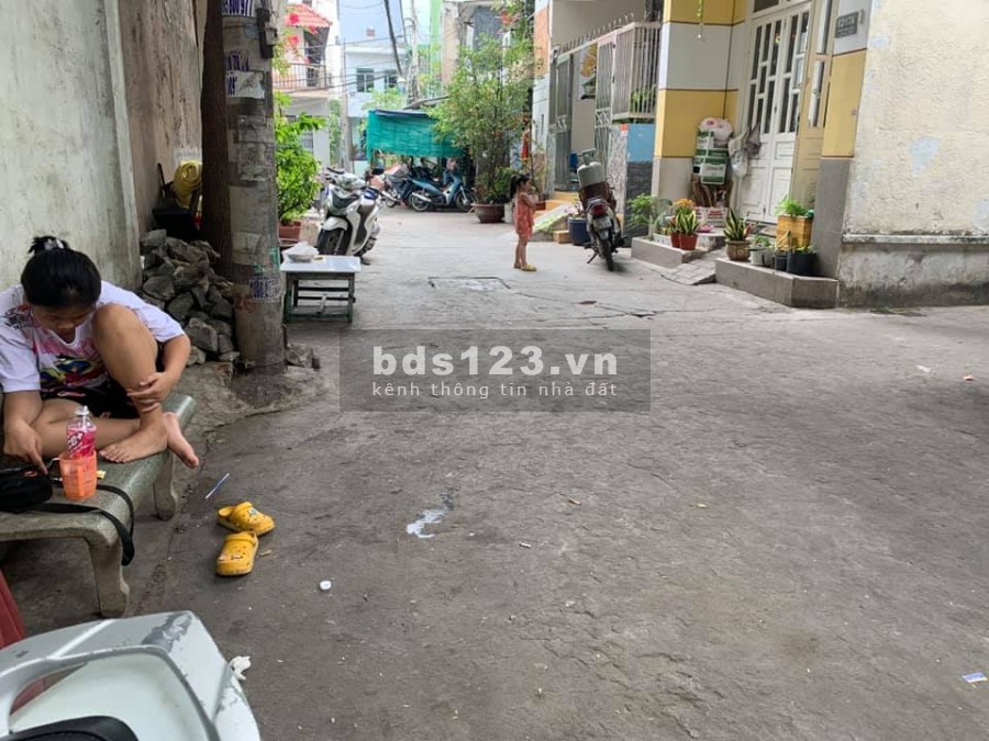 Bán nhà Lũy Bán Bích, hẻm xe tải, 118m2, 4 tầng, 7tỷ3. LH: 0772695942
