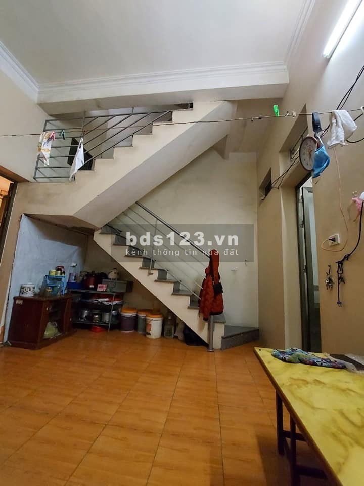 Bán nhà Lý Sơn giá 50 triệu/m2, sổ đỏ phân lô sẵn sàng giao dịch, đúc kiên cố 3 tầng