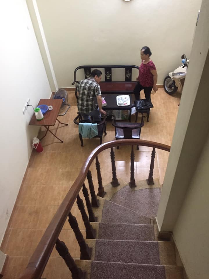 Chính chủ cần bán gấp căn nhà trong ngõ phố Yên Lãng, diện tích 72m2, ngõ ô tô, gần phố