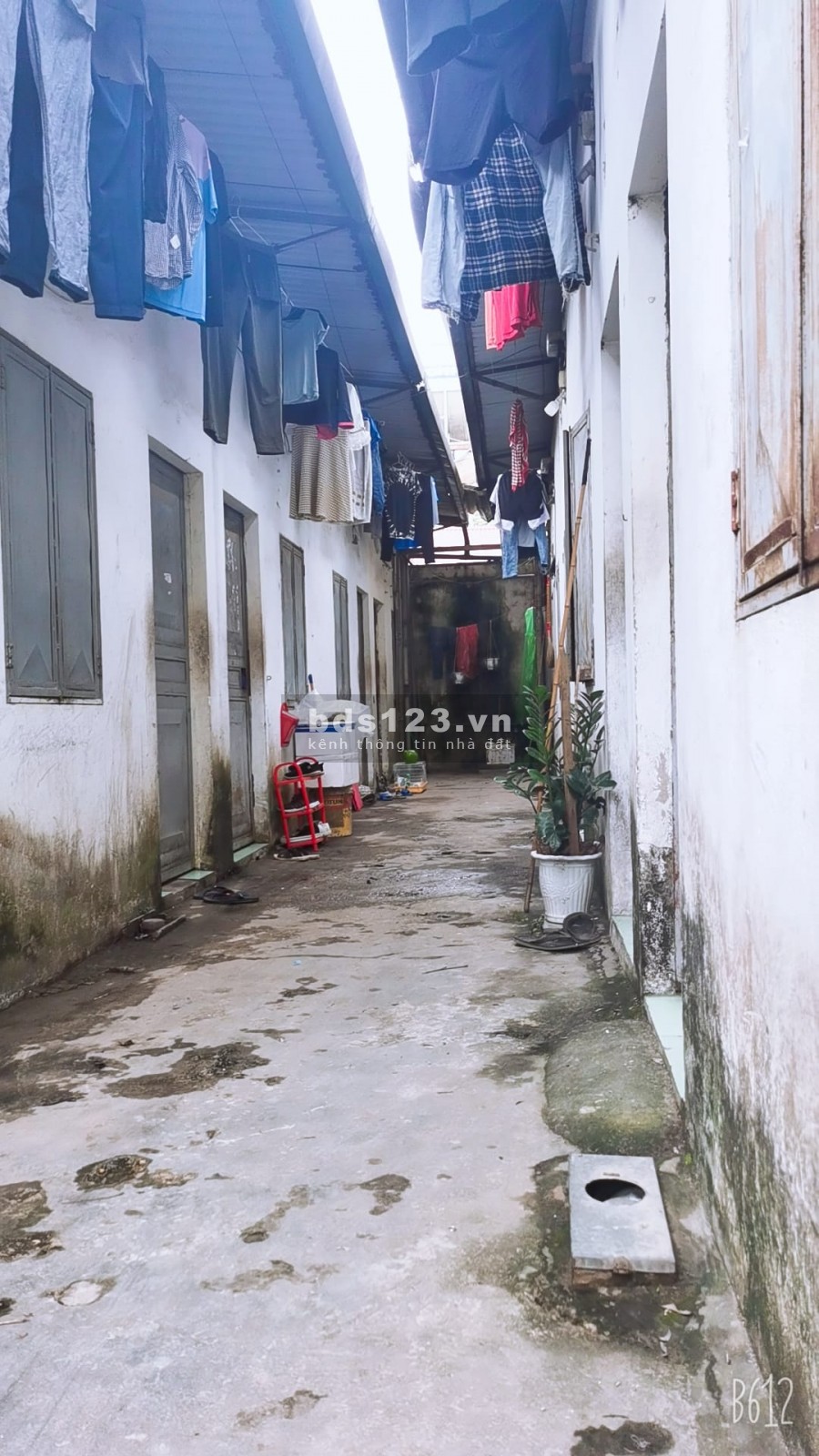 Cần bán nhà cấp 4, dt 168m2, giá 6x tỷ, 3 mặt thoáng, phân lô Đông Ngạc, Bắc Từ Liêm
