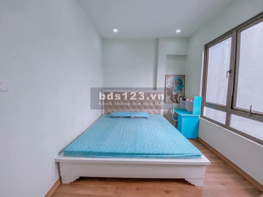 Cần bán nhà mặt ngõ Thịnh Quang, Đống Đa, ô tô kd đỉnh, dt 47m2, 6 tầng, 11 phòng khép kín
