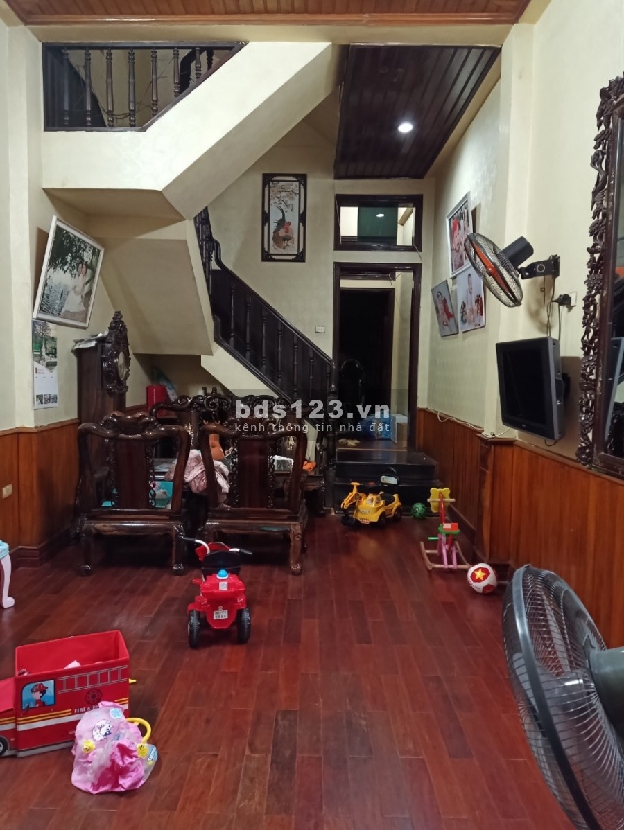 Bán nhà mặt phố Thanh Bình diện tích 84m2 3 tầng mt 4m giá chỉ 8.8 tỷ Hà Đông