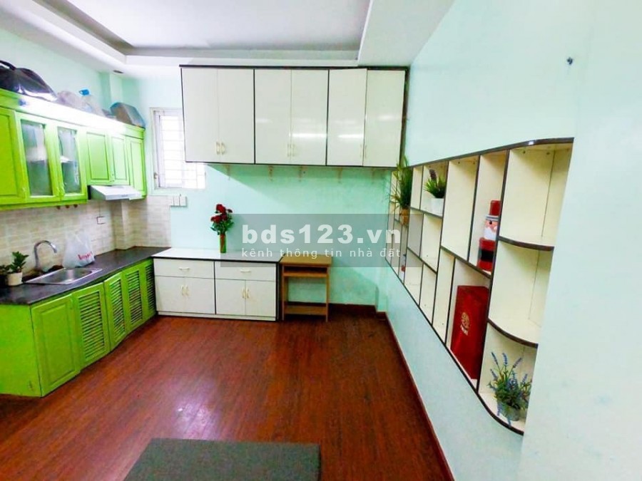 Mặt Phố, Kinh Doanh, Nguyễn Văn Cừ, diện tích 88m2 mt 5m, Quận Long Biên