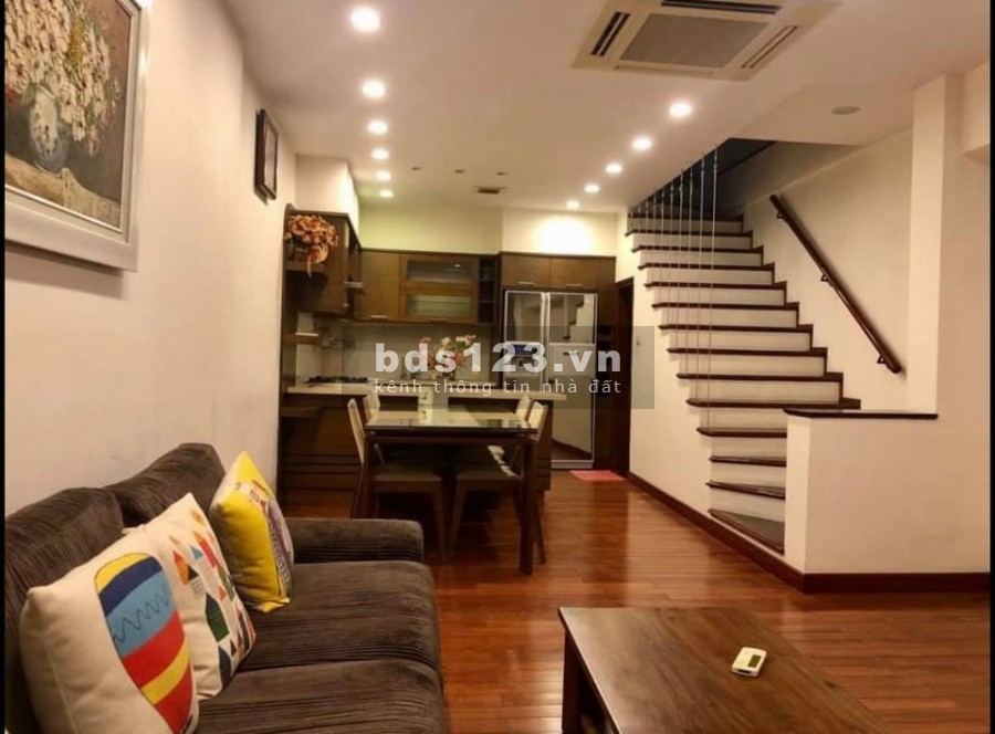 Cần bán nhà mặt ngõ Thịnh Quang, Đống Đa, ô tô kd đỉnh, dt 47m2, 6 tầng, 11 phòng khép kín