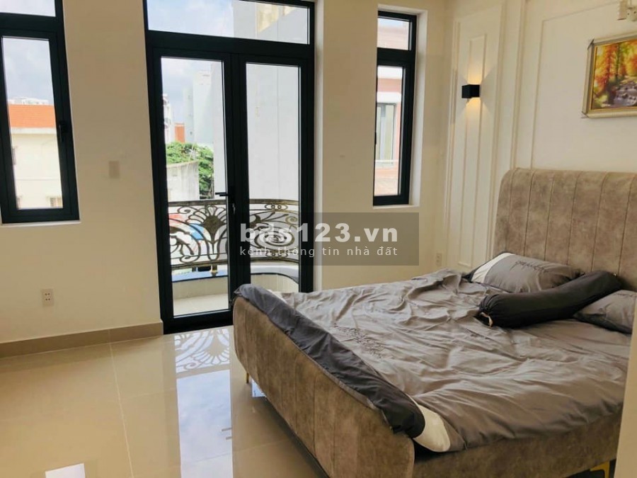 Cần bán nhà mặt ngõ Thịnh Quang, Đống Đa, ô tô kd đỉnh, dt 47m2, 6 tầng, 11 phòng khép kín
