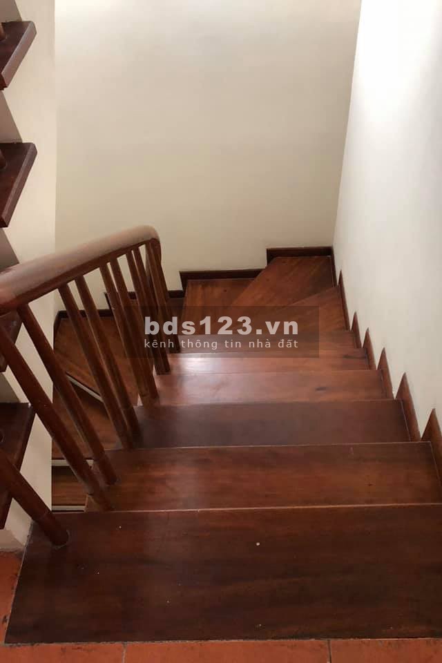 Nhà đẹp 6 tầng ở ngay Lê Trọng Tấn, ô tô tải vào nhà, dân trí cao dt 40m2 giá 6,8 tỷ