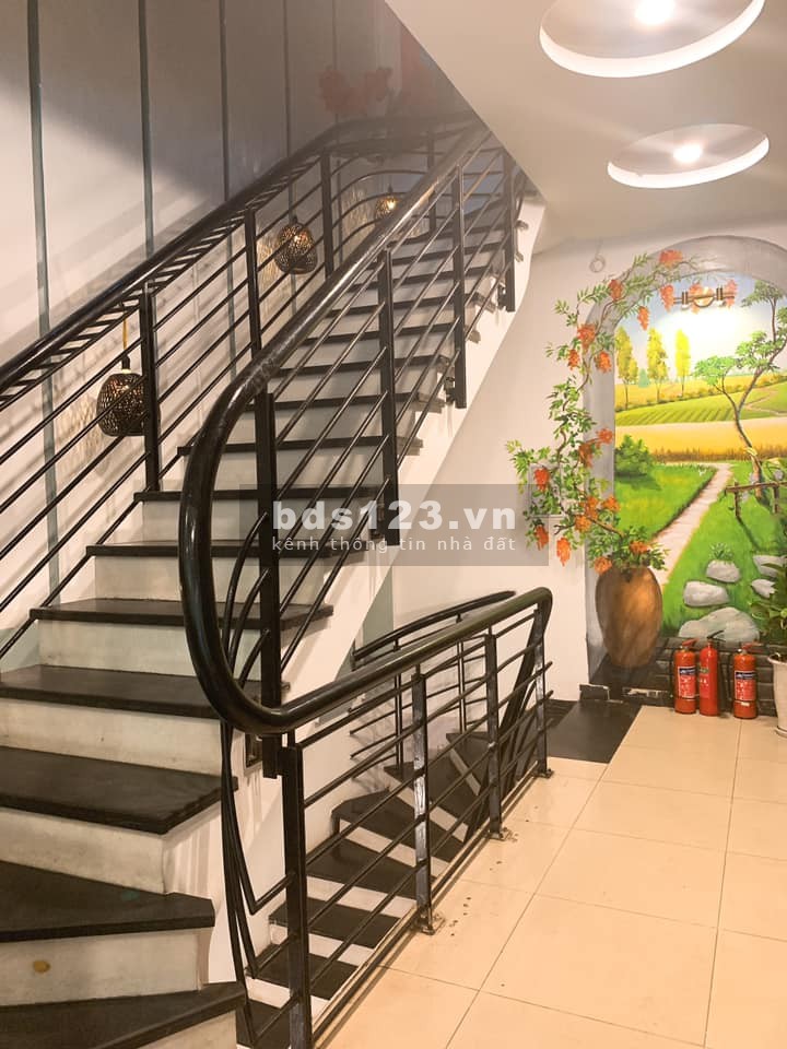 Mặt phố Nguyễn Thị Định Cầu Giấy, 7 tầng thang máy, nhập khẩu mt đẹp, kinh doanh sầm uất