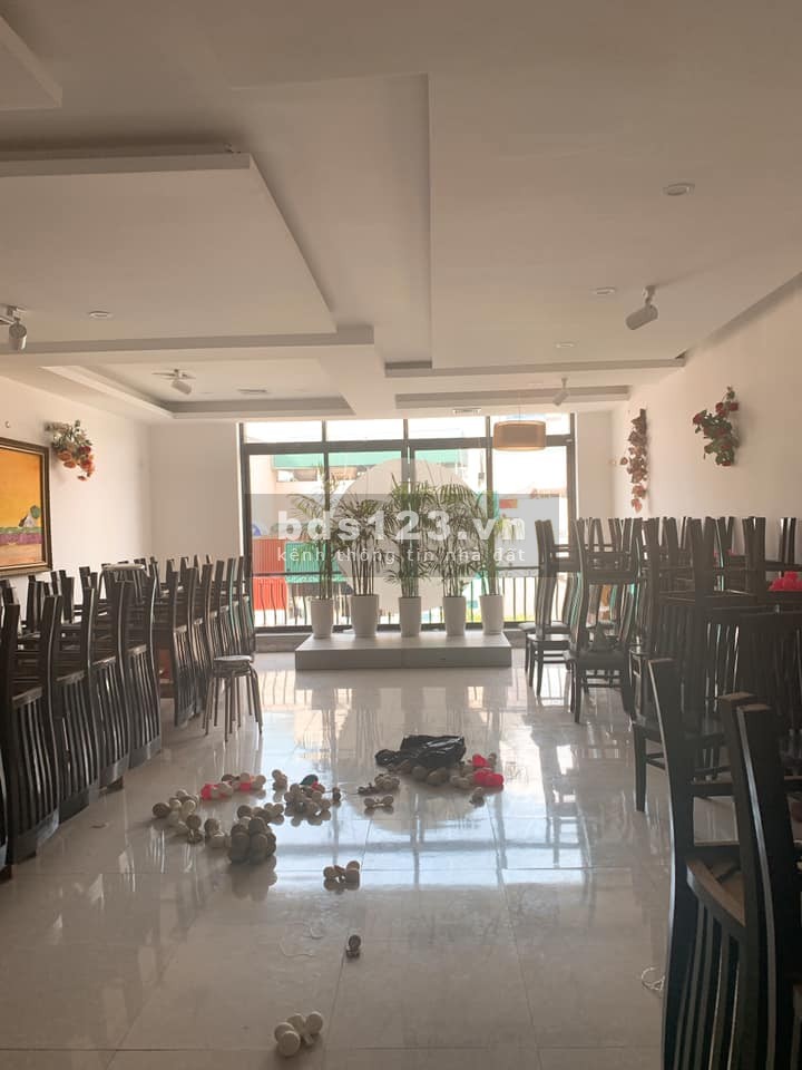 Mặt phố Nguyễn Thị Định Cầu Giấy, 7 tầng thang máy, nhập khẩu mt đẹp, kinh doanh sầm uất