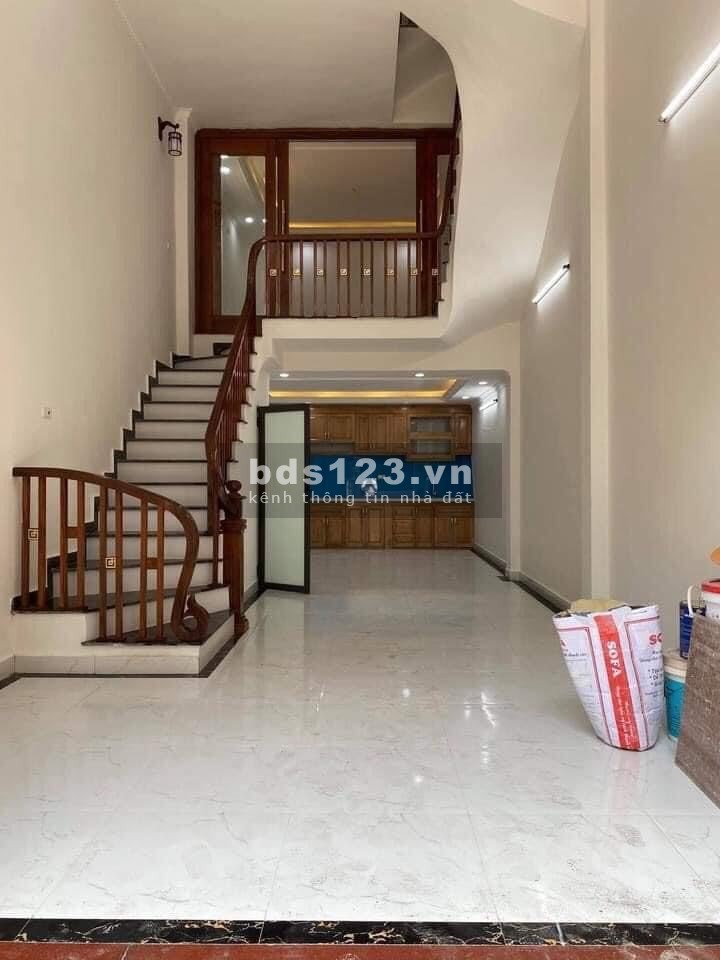 Bán nhà 5 tầng, ô Tô vào tận cửa Mua ngay tặng mảnh đất 31m2 vị trí đắc địa tại Vân Canh, Hoài Đức