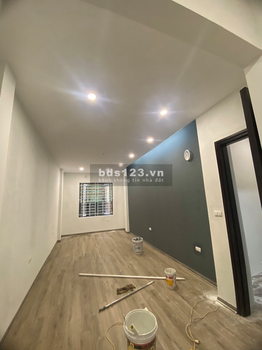 Bán nhà đẹp Nguyễn Khang Cầu Giấy ngõ thông khắp ngã 50m ra phố dt 48m2, giá chỉ 5.1 tỷ