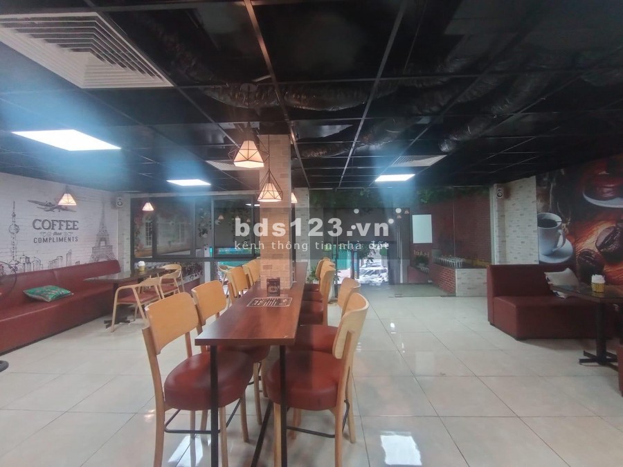 Bán nhà mặt phố Quận Long Biên, dt 10m2, 7 tầng thang máy thông sàn, mặt tiền 8m