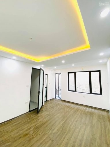 Cực phẩm giữa lòng thủ đô Lạc Long Quân, Tây Hồ, Hà Nội, dt 45m2, giá 3.8 tỷ, lh0982082812