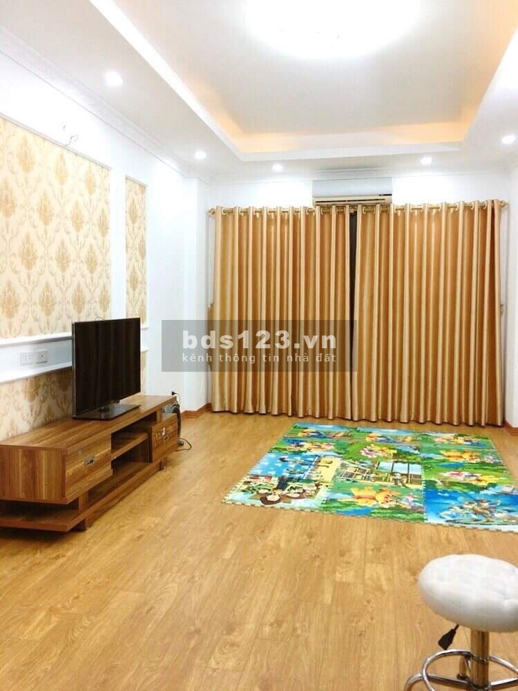 BÁN GẤP Nhà phố Tam Trinh, Hoàng Mai Mới Sẵn Ở Ôtô 20m 32mx5T giá 2,75 tỷ