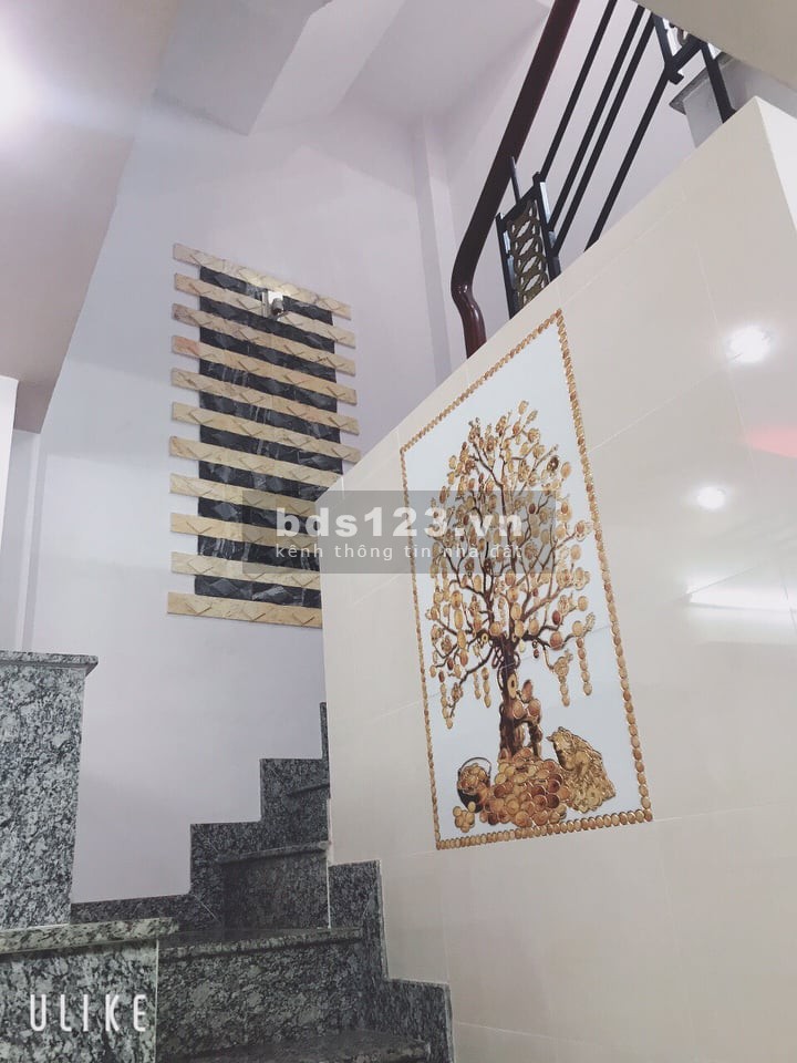 Bán gấp nhà Trung tâm Bình Thạnh, 5 tầng BTCT, giá 4.95 tỉ, pháp lý chuẩn, hoàn công đầy đủ