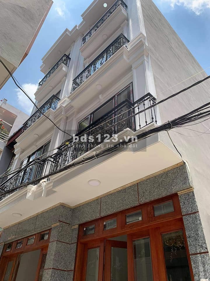 Bán nhà ĐẸP mới tinh NGỌC TRINH, MORNING đỗ cửa Nguyễn Văn Cừ, nhỉnh 5 tỷ